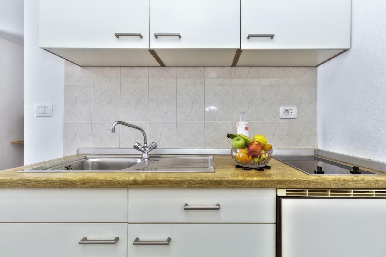 Apartmani Anna Умаг Екстер'єр фото